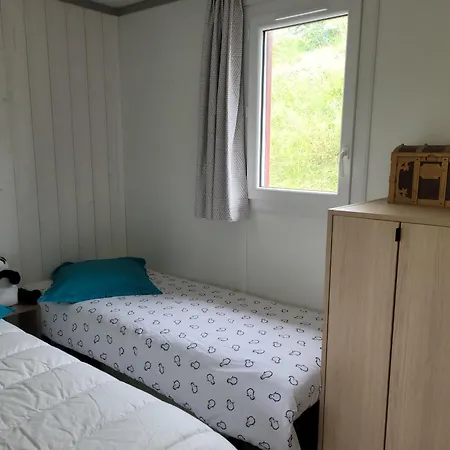 Guillaume Et Maxence Chalet *